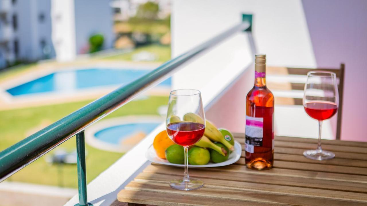 Bright & Charming 1Bdr Apartment W/ Pool By Lovelystay Vilamoura Luaran gambar